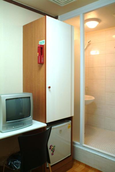 E Livingtel Hotell Seoul Exteriör bild